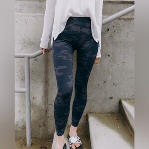 NWOT SPANX LOOK AT ME NOW BLACK CAMO LEGGING Sz XL